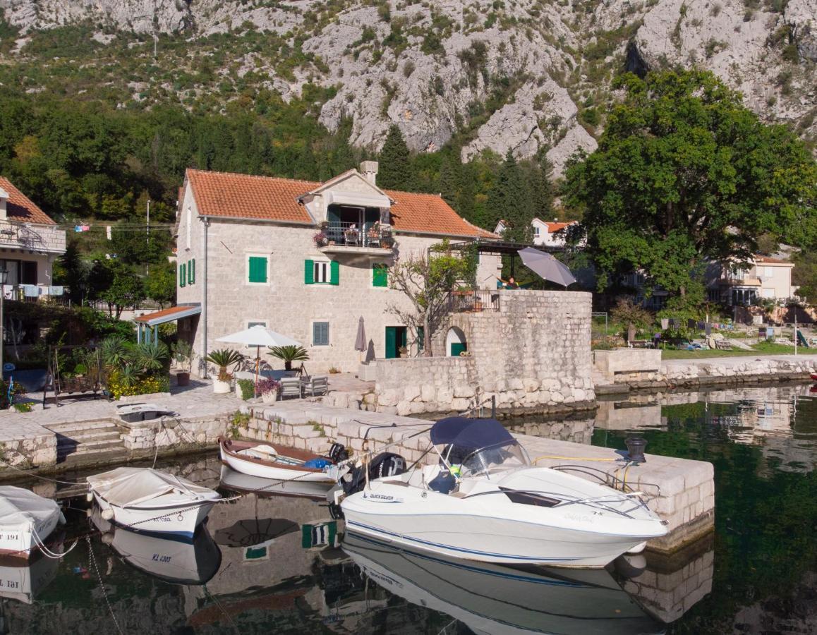 Tanja'S Seafront Orahovac Apartment Kotor Bagian luar foto